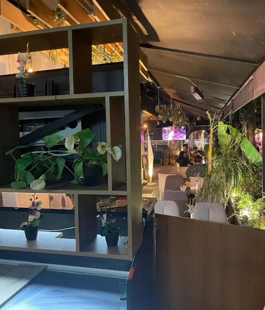 Destinacion Central Room Tirana